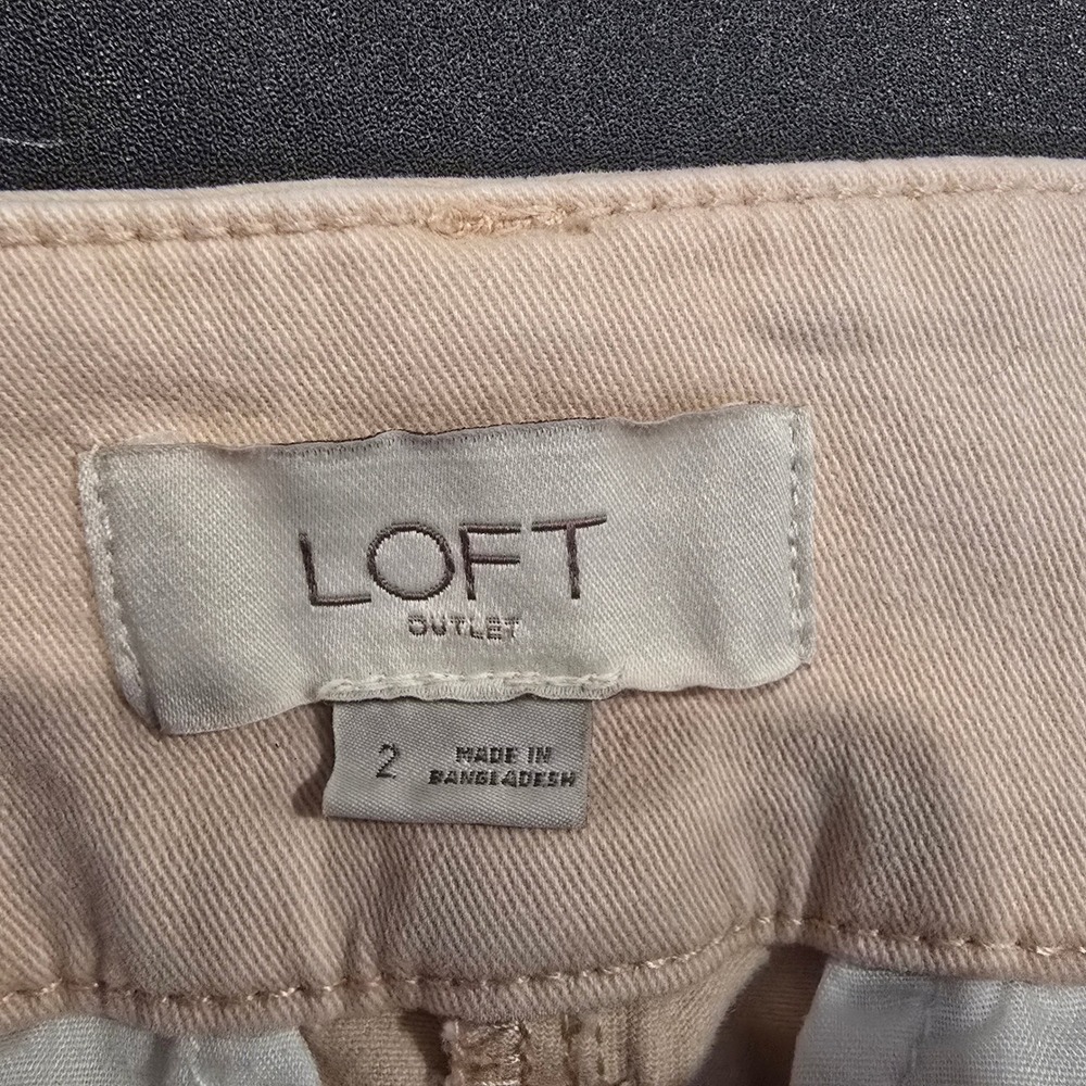 Loft Outlet Womens Bermuda Roll Shorts Khaki Pink Chino Cuffed Size 2 - Picture 5 of 7